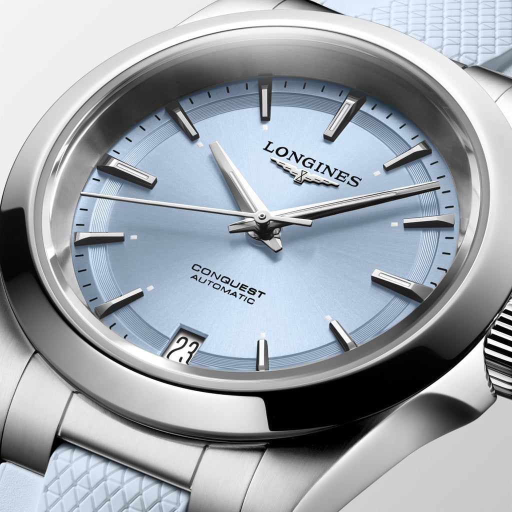 Longines Conquest L3.430.4.92.9 detail