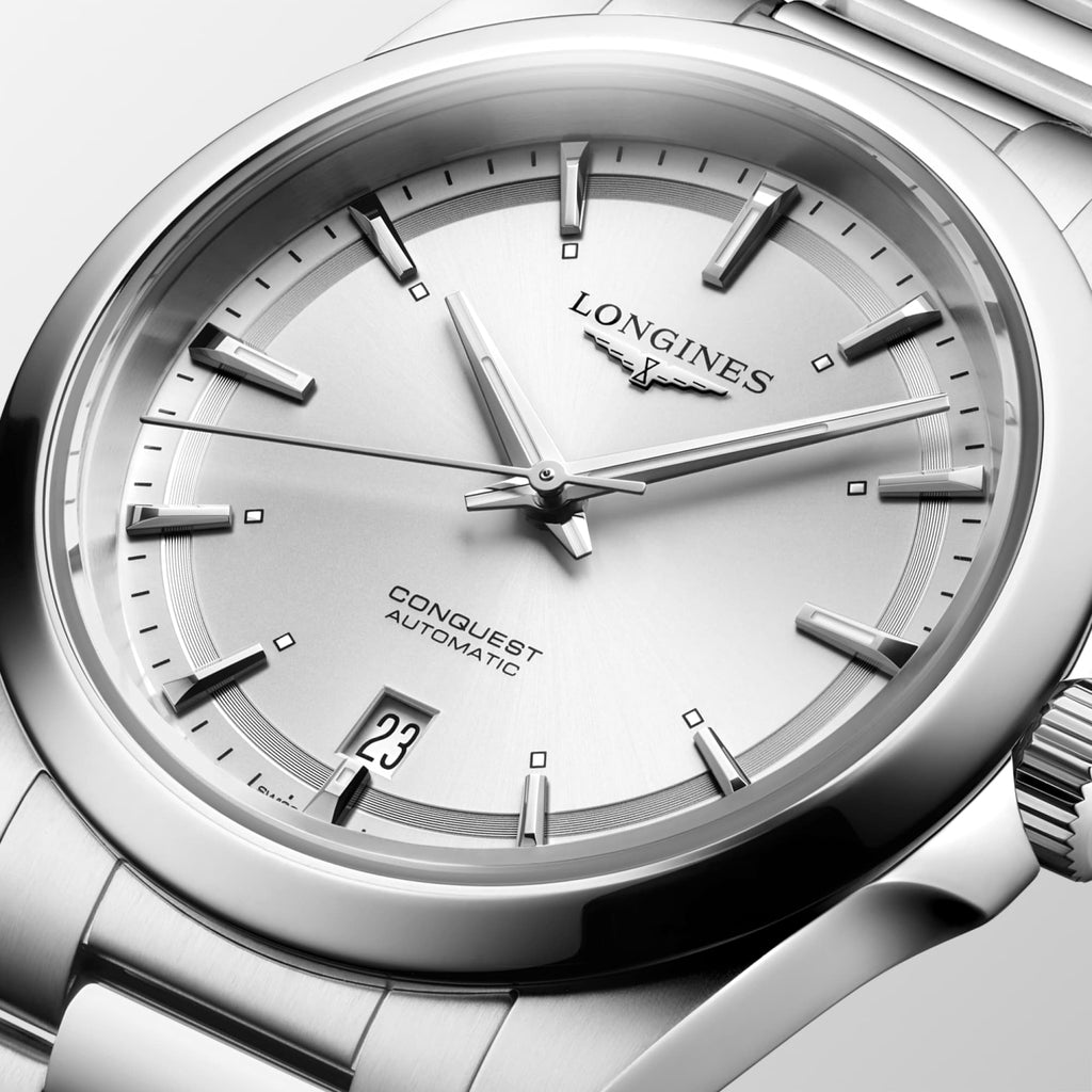 Longines Conquest L3.720.4.72.6 détail