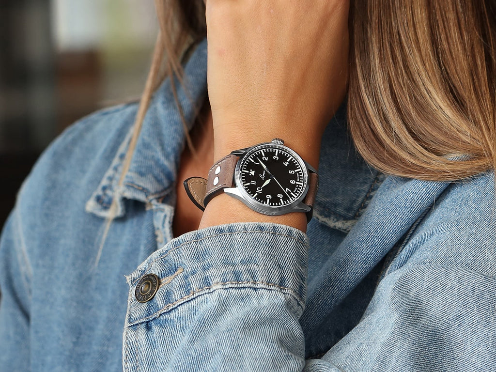 Laco Stuttgart PRO 43mm - détail cadran