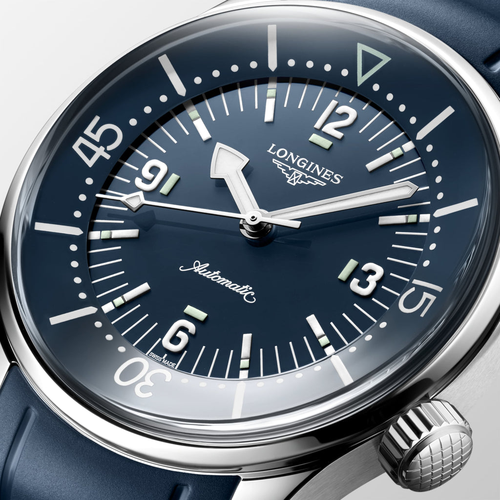 Longines Legend Diver L3.764.4.90.9 détail