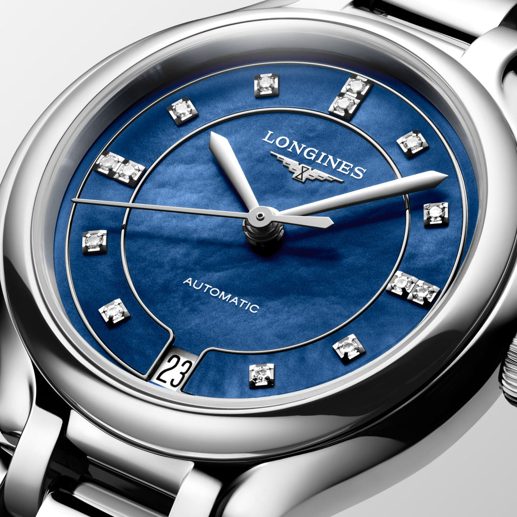 Longines PrimaLuna L8.124.4.97.6 détail