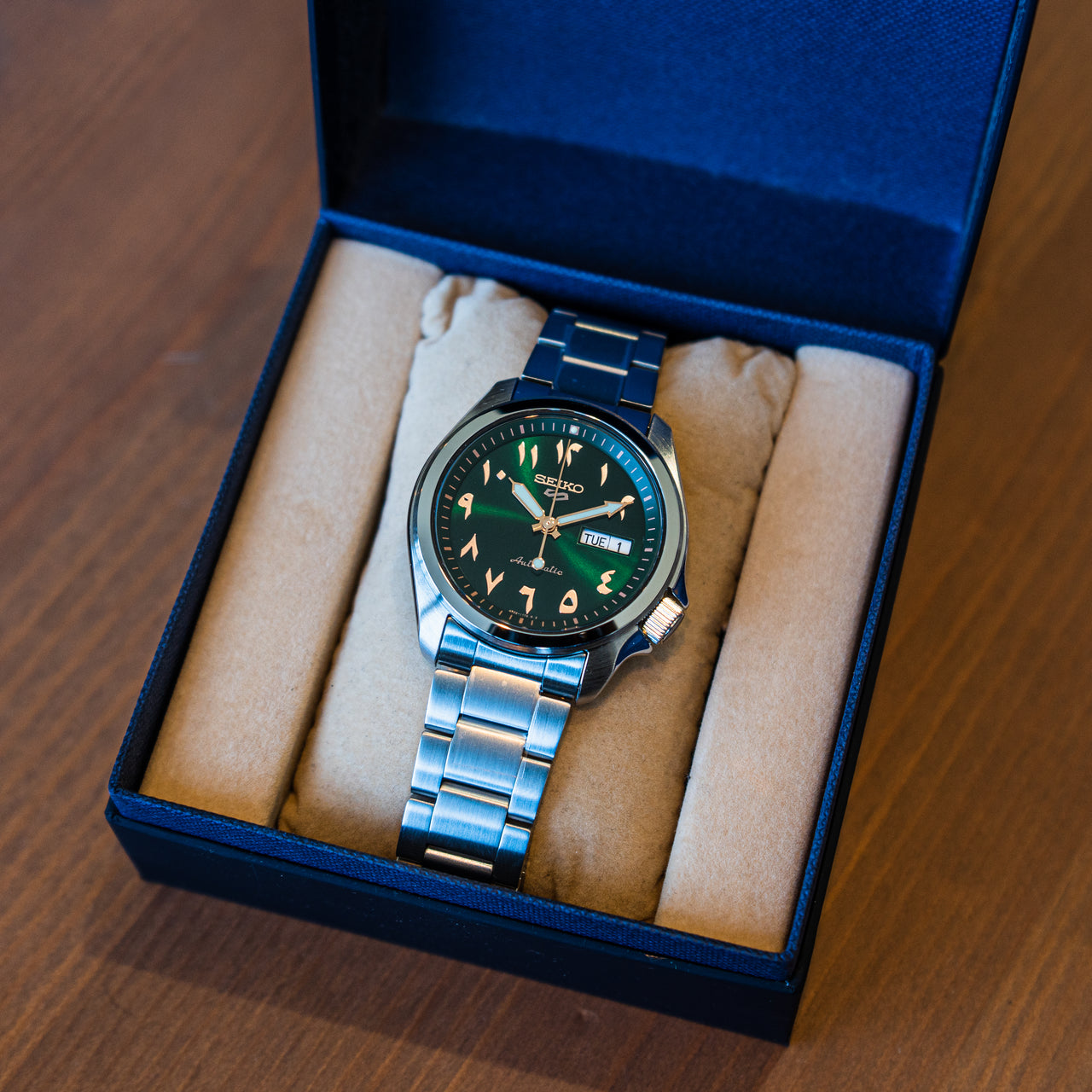 Seiko Arabic Dial Green Srph49k1 Tempus Shop